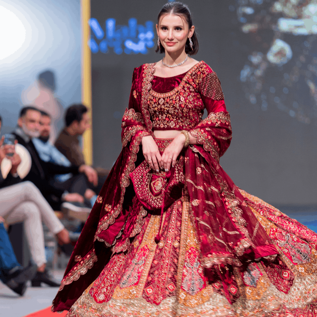 Regal Bridal Elegance - Mahi's